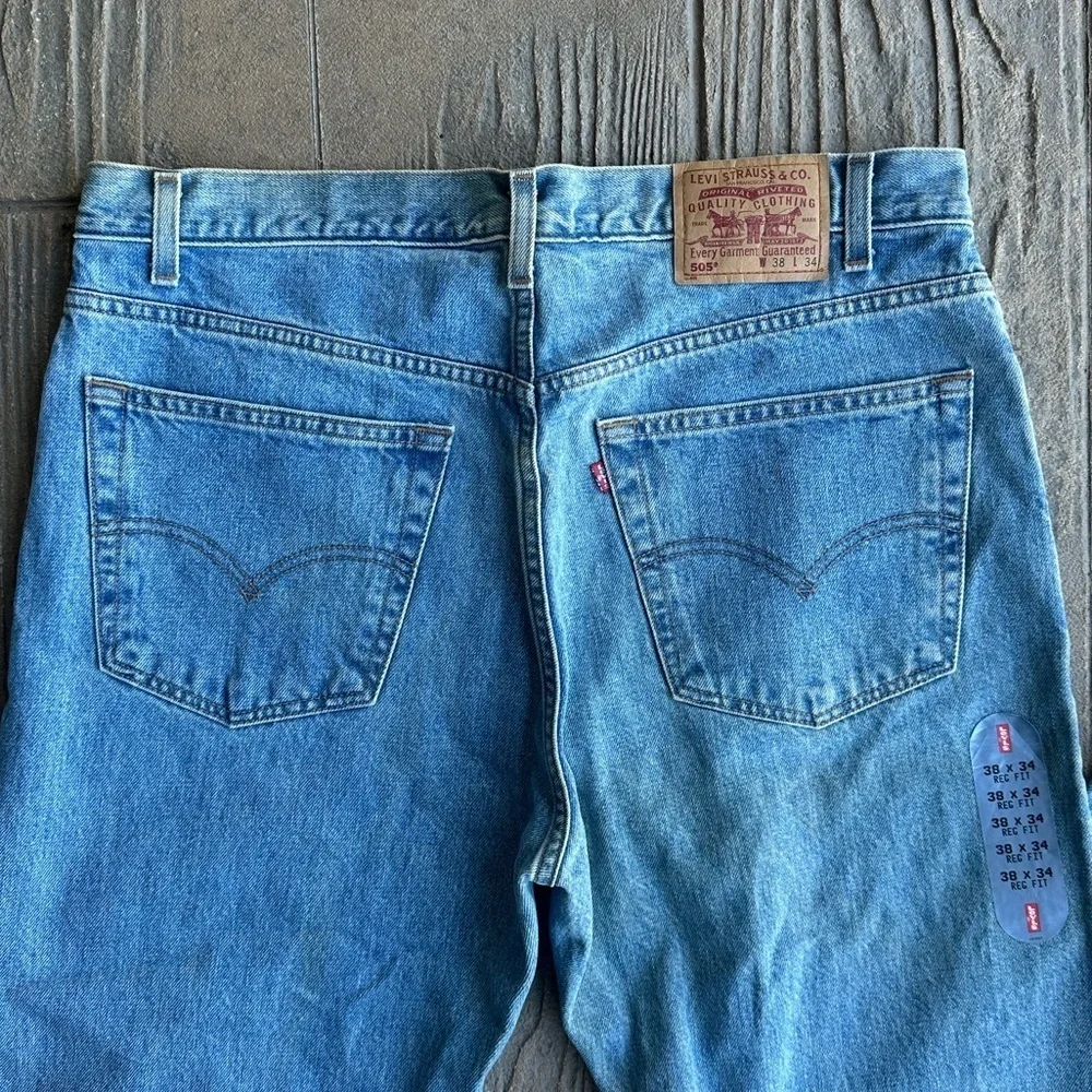 Vintage 90s Levi’s 505 Zip Fly Straight Leg Regular Fit Jeans Men 38 NWT Y2K